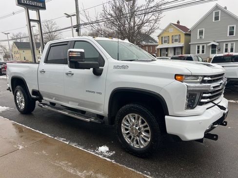 Used 2020 Chevrolet Silverado 3500 High Country w/ Z71 Off-Road Package image 8