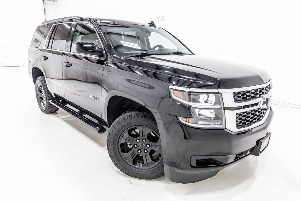 Used 2018 Chevrolet Tahoe LS w/ Enhanced Driver Alert Package AWD/4WD image 9