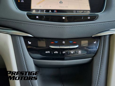 Used 2020 Cadillac XT5 Premium Luxury AWD/4WD image 36