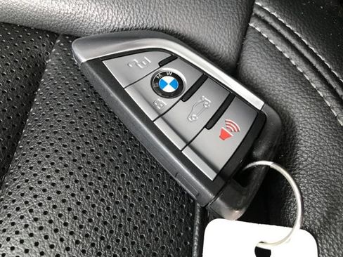 Used 2023 BMW X3 xDrive30i AWD/4WD image 23
