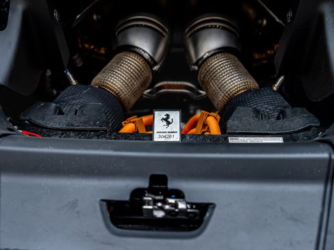 Used 2024 Ferrari 296 GTS RWD image 36