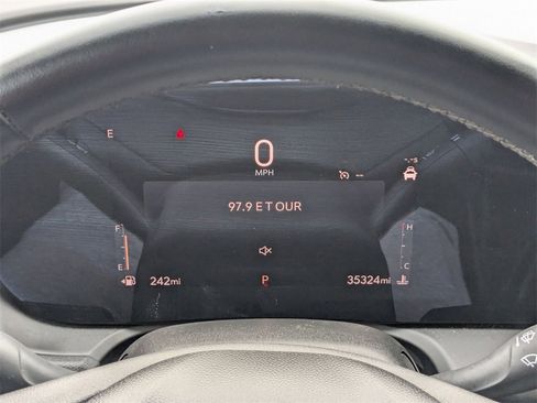 Used 2024 Buick Encore GX Sport Touring image 18