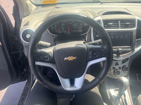 Certified 2020 Chevrolet Sonic LT w/ Convenience Package FWD image 11