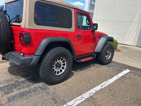 Used 2021 Jeep Wrangler Rubicon AWD/4WD image 8