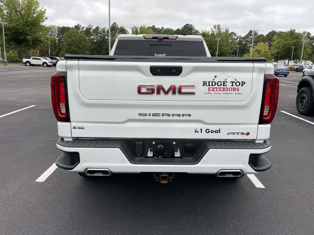 Used 2022 GMC Sierra 1500 AT4 w/ Technology Package AWD/4WD image 6