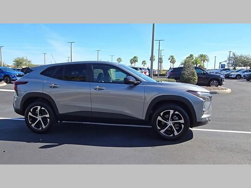 New 2026 Chevrolet Trax RS w/ Driver Confidence Package image 22