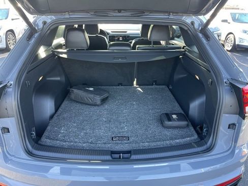 Used 2023 Volkswagen Atlas Cross Sport SEL R-Line image 8