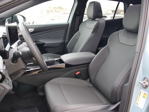 New 2026 Volkswagen ID.4 Pro S image 7