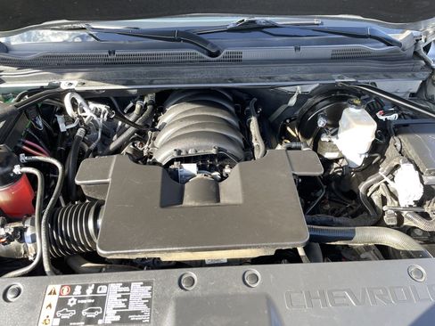 Used 2020 Chevrolet Tahoe LT w/ Luxury Package image 28