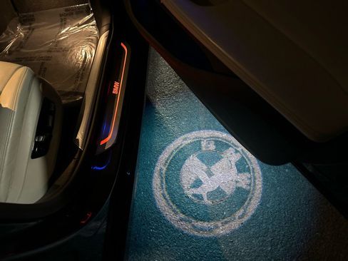 Used 2020 BMW 750i xDrive w/ Executive Package image 59