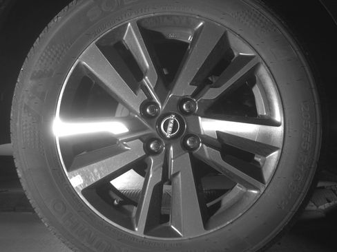 Used 2025 Nissan Versa SV FWD image 15
