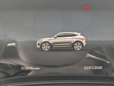 Used 2024 Jaguar E-PACE R-Dynamic SE image 25