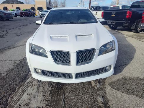 Used 2009 Pontiac G8 w/ Comfort And Sound Package image 1