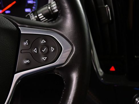 Used 2021 Chevrolet Traverse LT AWD/4WD image 20