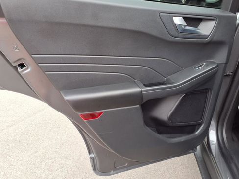 Used 2023 Ford Escape ST-Line image 14