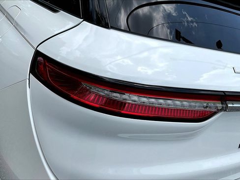 Used 2020 Lincoln Corsair Reserve w/ Equipment Group 201A FWD image 26