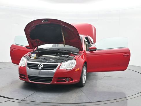 Used 2010 Volkswagen Eos Komfort FWD image 40