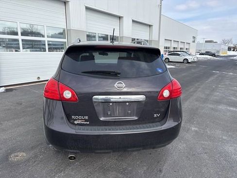 Used 2013 Nissan Rogue SV image 4