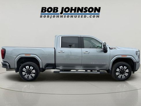 Used 2025 GMC Sierra 2500 Denali AWD/4WD image 24