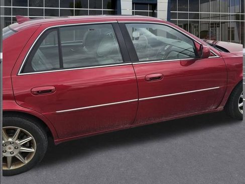 Used 2011 Cadillac DTS Luxury image 8