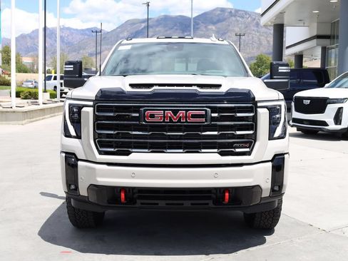 New 2026 GMC Sierra 3500 AT4 w/ AT4 Premium Plus Package AWD/4WD image 9
