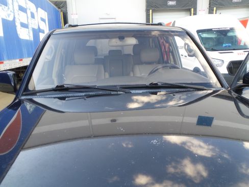 Used 1999 Lexus LX 470 4WD image 34