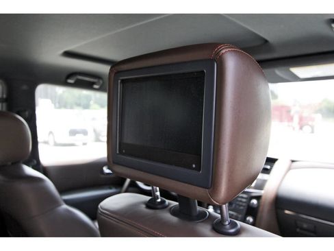 Used 2018 Nissan Armada Platinum AWD/4WD image 12