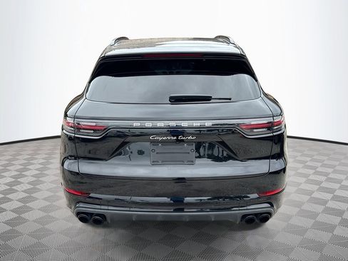 Used 2019 Porsche Cayenne Turbo w/ Premium Plus Package image 7