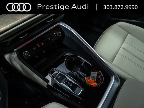 Used 2025 Audi Q5 Premium w/ Convenience Package AWD/4WD image 17