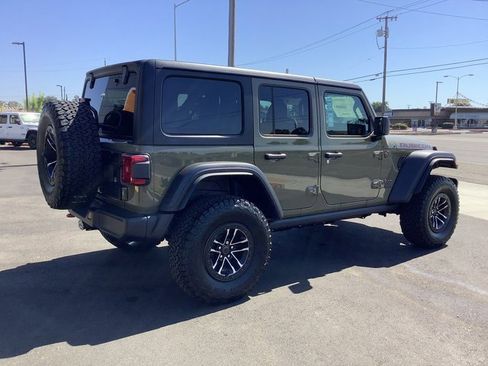 New 2025 Jeep Wrangler Rubicon w/ XTREMEE 35" Tire Package image 31