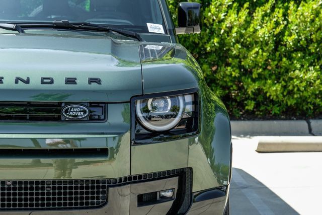 New 2026 Land Rover Defender 110 X-Dynamic SE AWD/4WD image 60