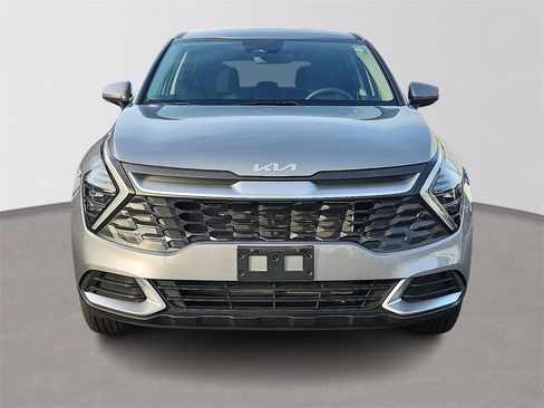 Certified 2025 Kia Sportage LX image 2