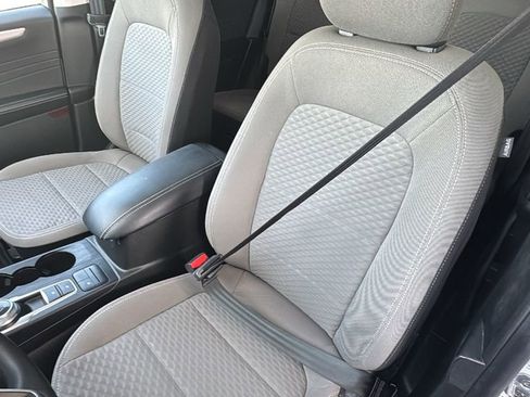 Certified 2022 Ford Escape SE image 22