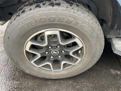 Used 2024 Ford Bronco Outer Banks image 10