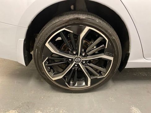 Used 2024 Nissan Altima 2.5 SR w/ SR Premium Package AWD/4WD image 30