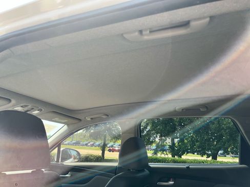 Used 2019 Hyundai Santa Fe Limited image 21