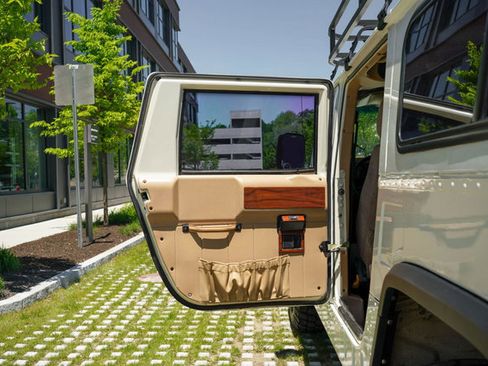 Used 1995 HUMMER H1 4-Door Wagon image 52