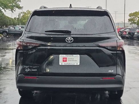 Certified 2026 Toyota Sienna XLE AWD/4WD image 6