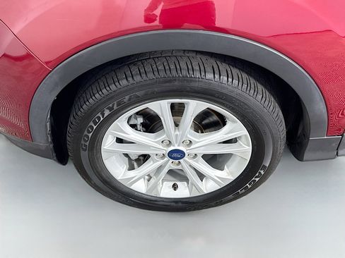 Used 2019 Ford Escape SE image 38