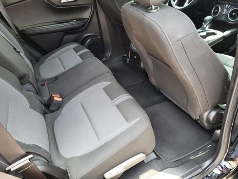 Used 2025 Chevrolet Blazer LT FWD image 24