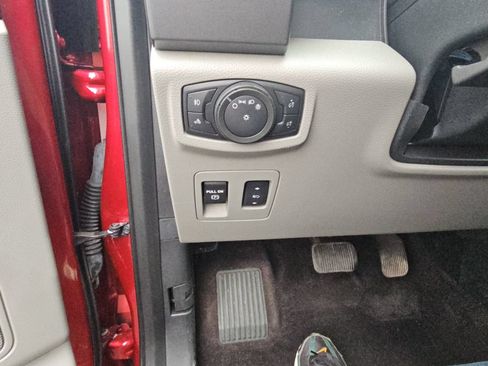 Used 2016 Ford F150 XLT w/ Equipment Group 301A Mid AWD/4WD image 21