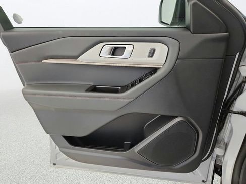 New 2026 Ford Explorer Active AWD/4WD image 22