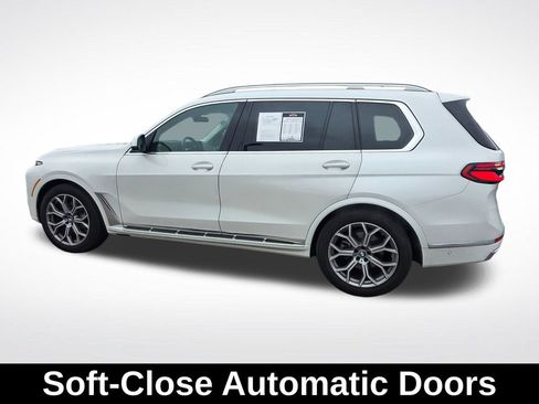 Used 2025 BMW X7 xDrive40i AWD/4WD image 10