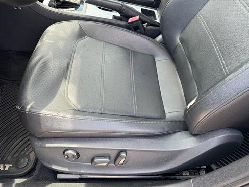 Used 2013 Volkswagen Passat 2.5 SE FWD image 15