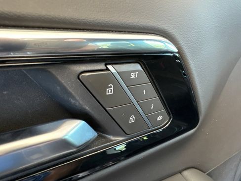 Used 2025 Chevrolet Tahoe RST w/ Comfort Package RWD image 12