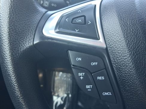 Used 2020 Ford Fusion S FWD image 22