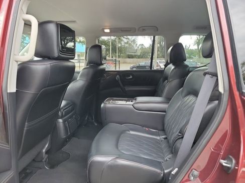 Used 2023 Nissan Armada Platinum w/ Captain's Chairs Package RWD image 9
