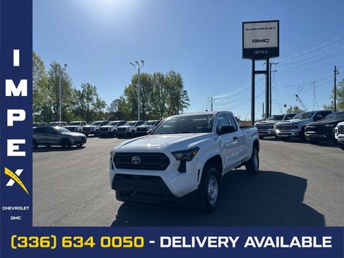 Used 2024 Toyota Tacoma SR RWD image 1