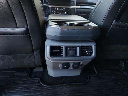 Used 2022 Ford F150 Lariat w/ Equipment Group 502A High AWD/4WD image 26