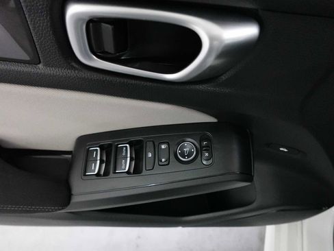 Certified 2024 Honda Civic EX image 11